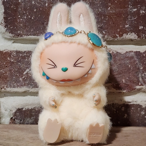 Pop Mart Opalite Custom Labubu - Picture 3 of 11